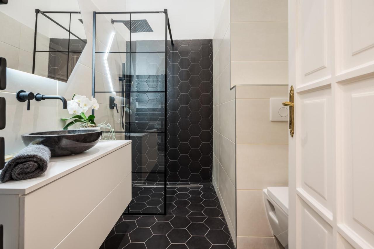 Bpr Kyanit Design Apartments With A/C Budapeşte Dış mekan fotoğraf