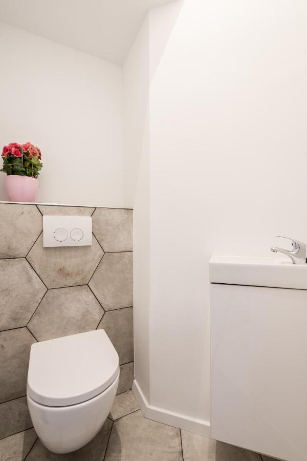 Bpr Kyanit Design Apartments With A/C Budapeşte Dış mekan fotoğraf